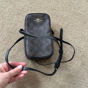 Coach crossbody phone bag